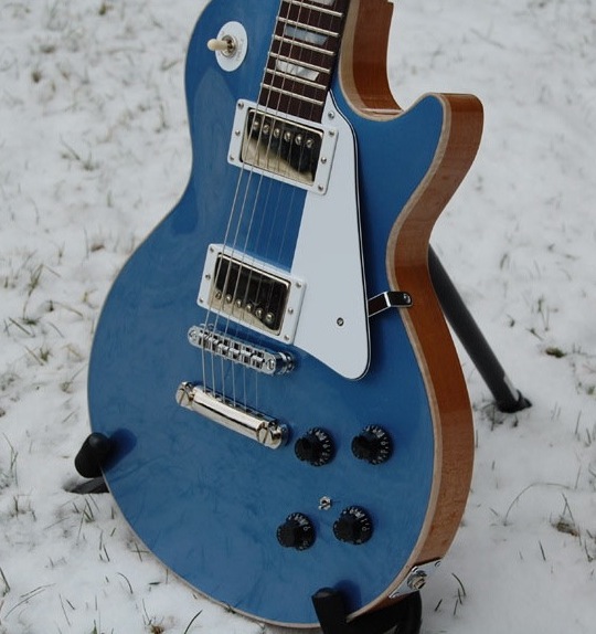 Pelham Blue Les Paul